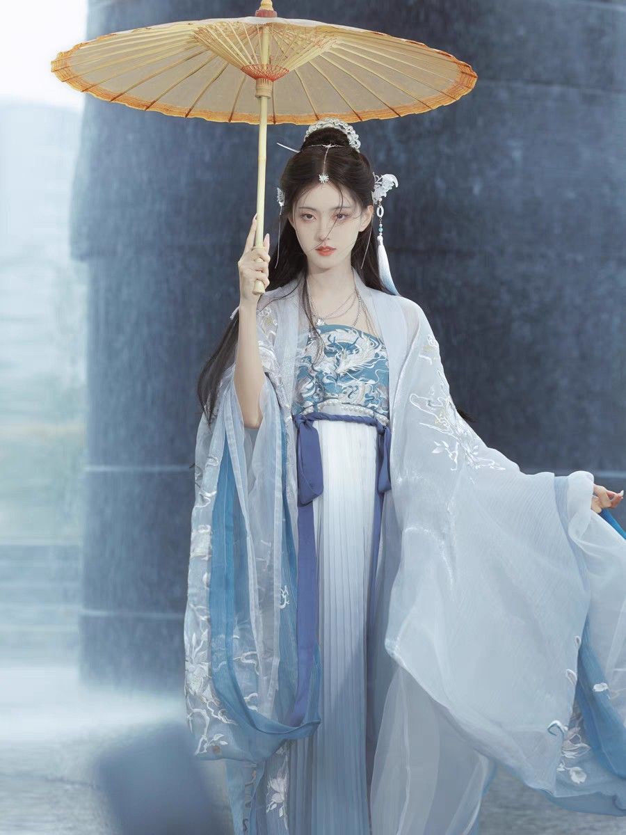 Embracing Traditional Elegance:The Rise of Modern Chinese Hanfu Shoes