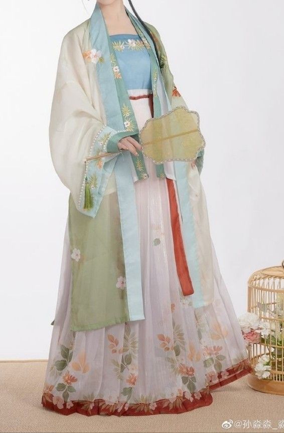 Childrens Hanfu Wigs and Hair Bands:A Guide to Traditional Beauty for Little Ones Childrens Hanfu Wigs and Hair Bands:A Guide to Traditional Beauty for Little Ones