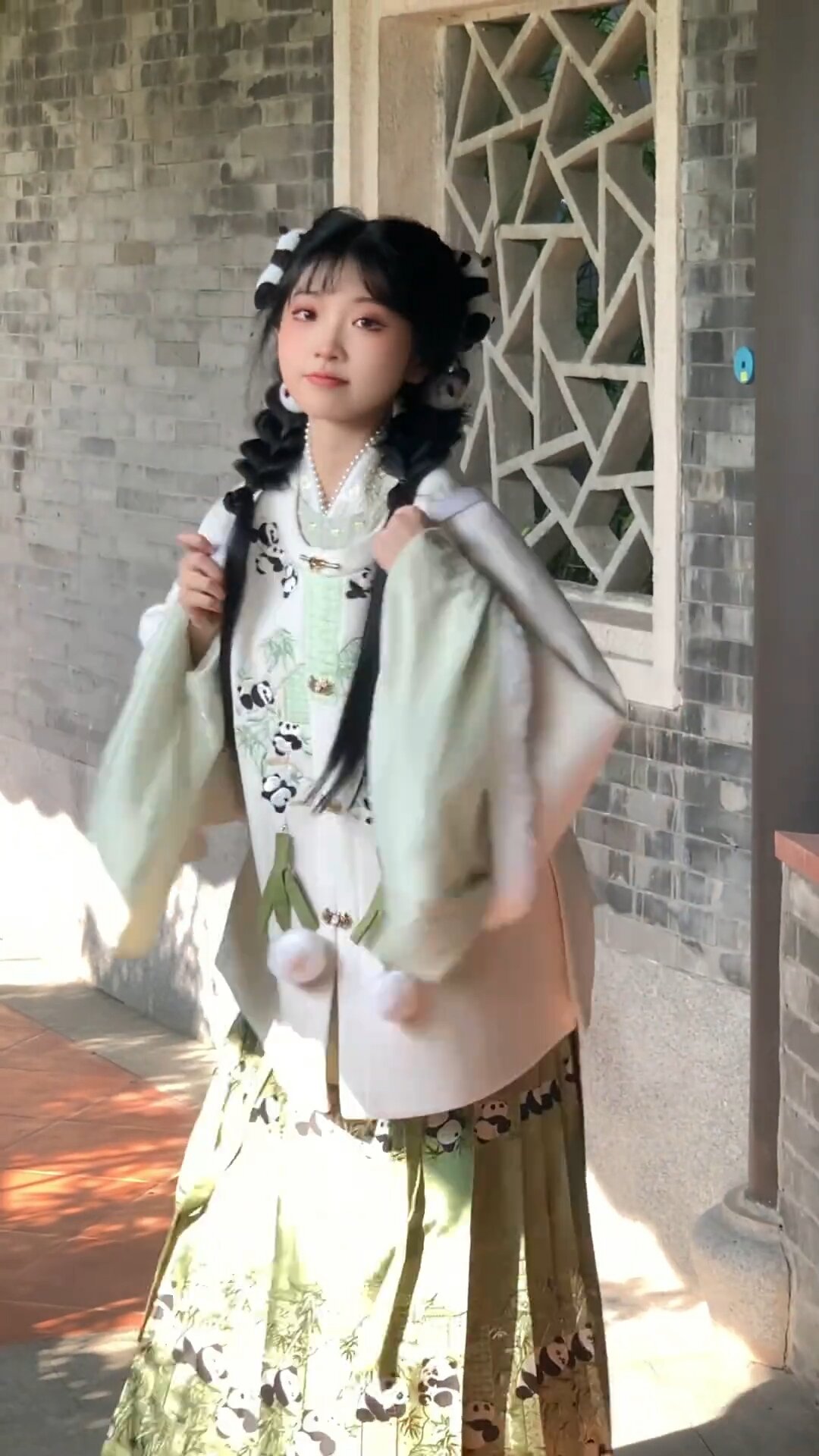 The Elegance of Light Grey Cheongsam:A Cultural Icon Reimagined The Elegance of Light Grey Cheongsam:A Cultural Icon Reimagined