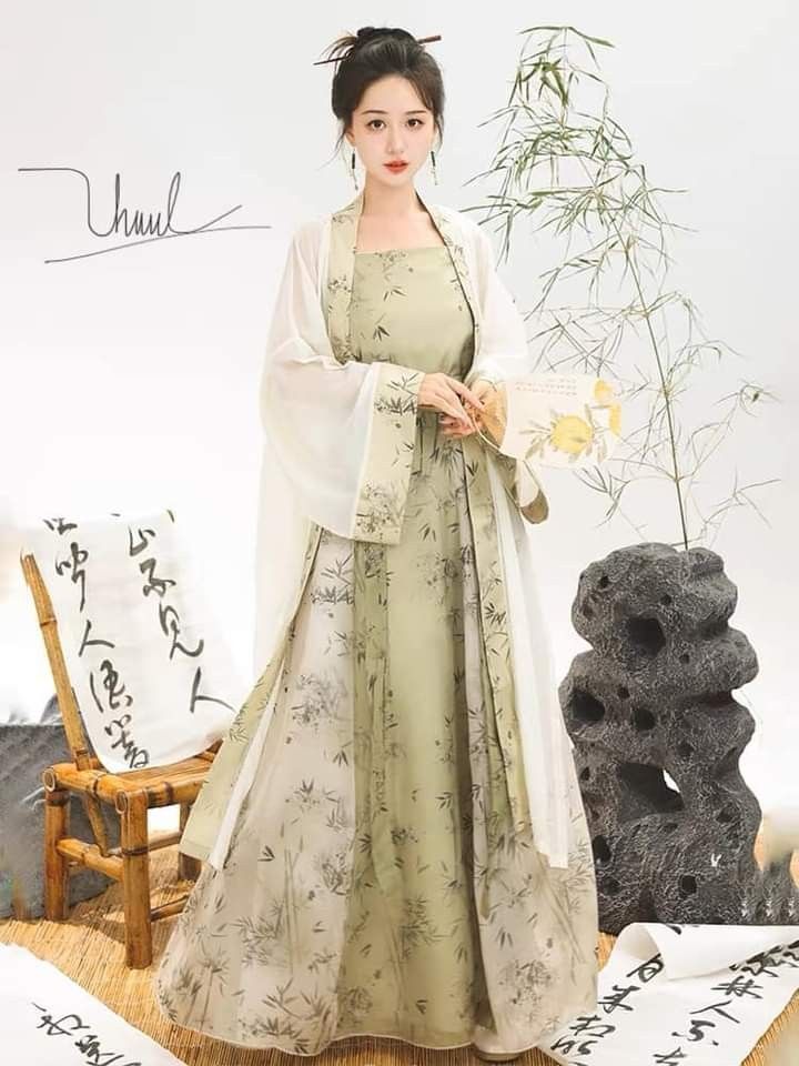 Miao Miao Cheongsam:The Fusion of Traditional Elegance and Modern Gaming in PUBG Miao Miao Cheongsam:The Fusion of Traditional Elegance and Modern Gaming in PUBG