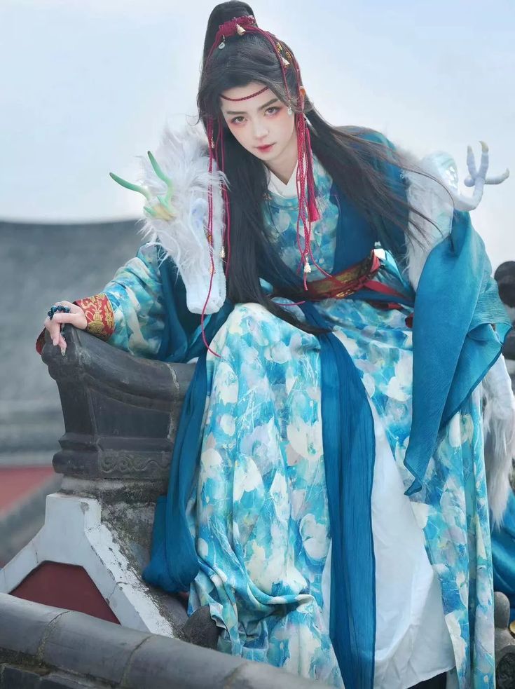 The Enchantment of Blue Hanfu:A Journey into Ancient Chinese Costume The Enchantment of Blue Hanfu:A Journey into Ancient Chinese Costume