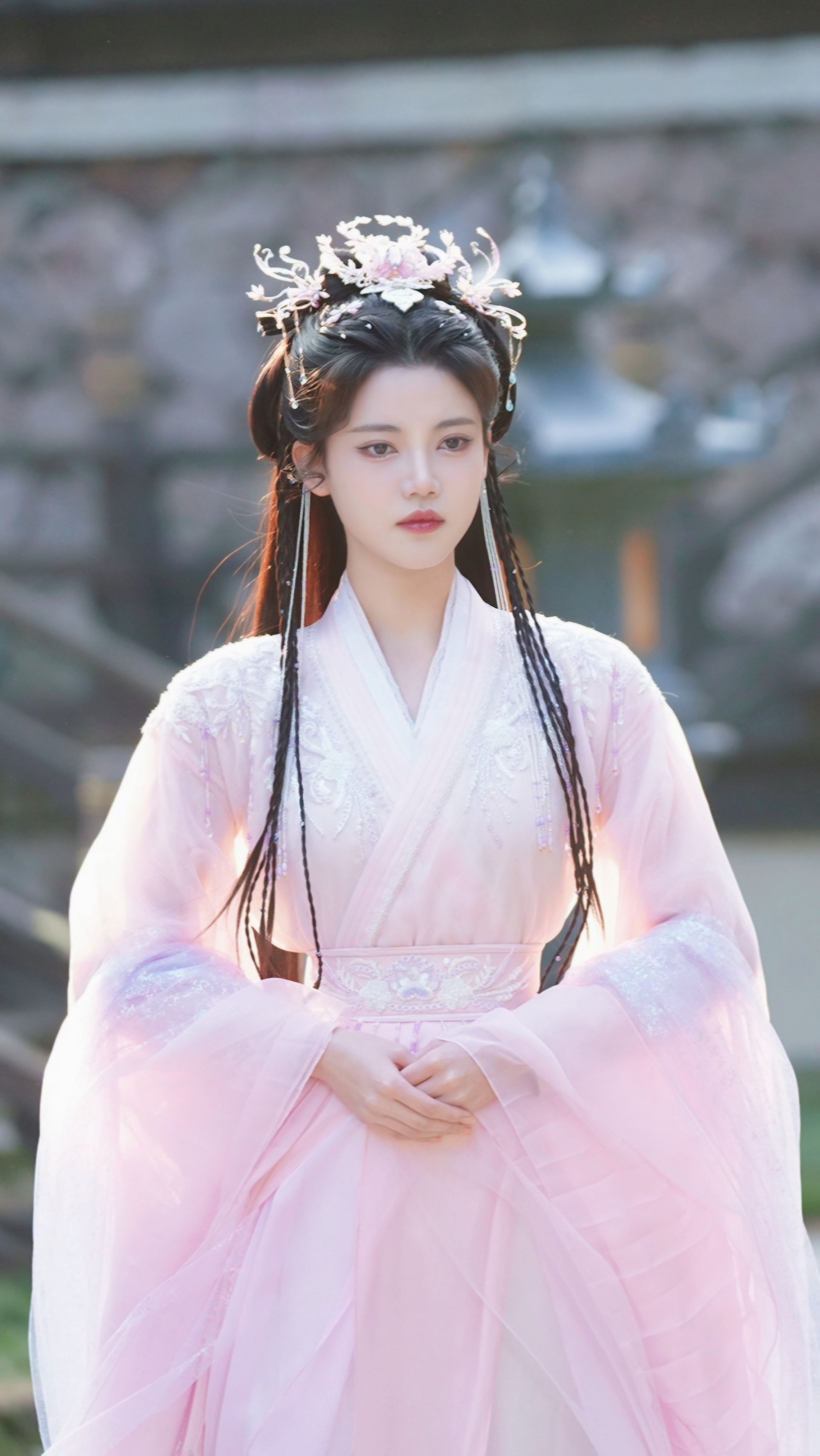 Sea Otters and the Splendid Charm of Hanfu:A Cultural Exploration
