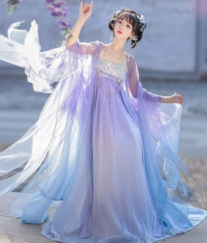 The Rise of Hanfu Fashion:Unraveling the Charm of Xiaoluli,a Style Inspired by Qifeng Nichang The Rise of Hanfu Fashion:Unraveling the Charm of Xiaoluli,a Style Inspired by Qifeng Nichang