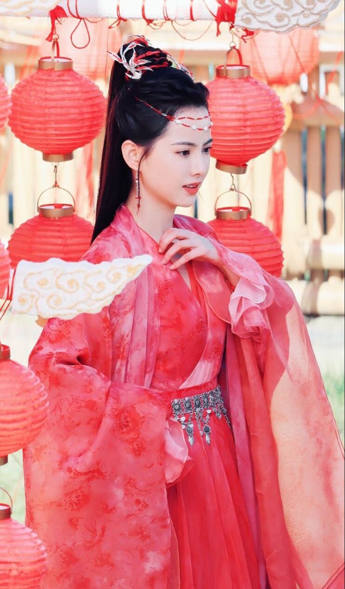 王者荣耀联名汉服,蔡文姬的华丽转身与传统文化融合 王者荣耀联名汉服,蔡文姬的华丽转身与传统文化融合