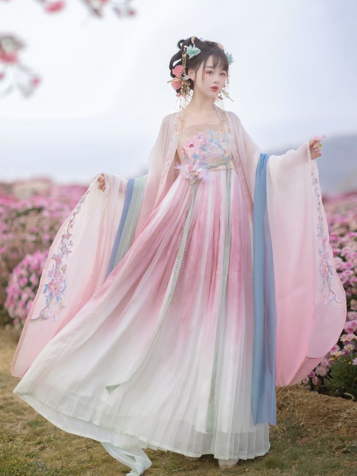 The Splendid Splendor of Hanfu Qiaotou Boots:A Journey into Traditional Chinese Footwear The Splendid Splendor of Hanfu Qiaotou Boots:A Journey into Traditional Chinese Footwear