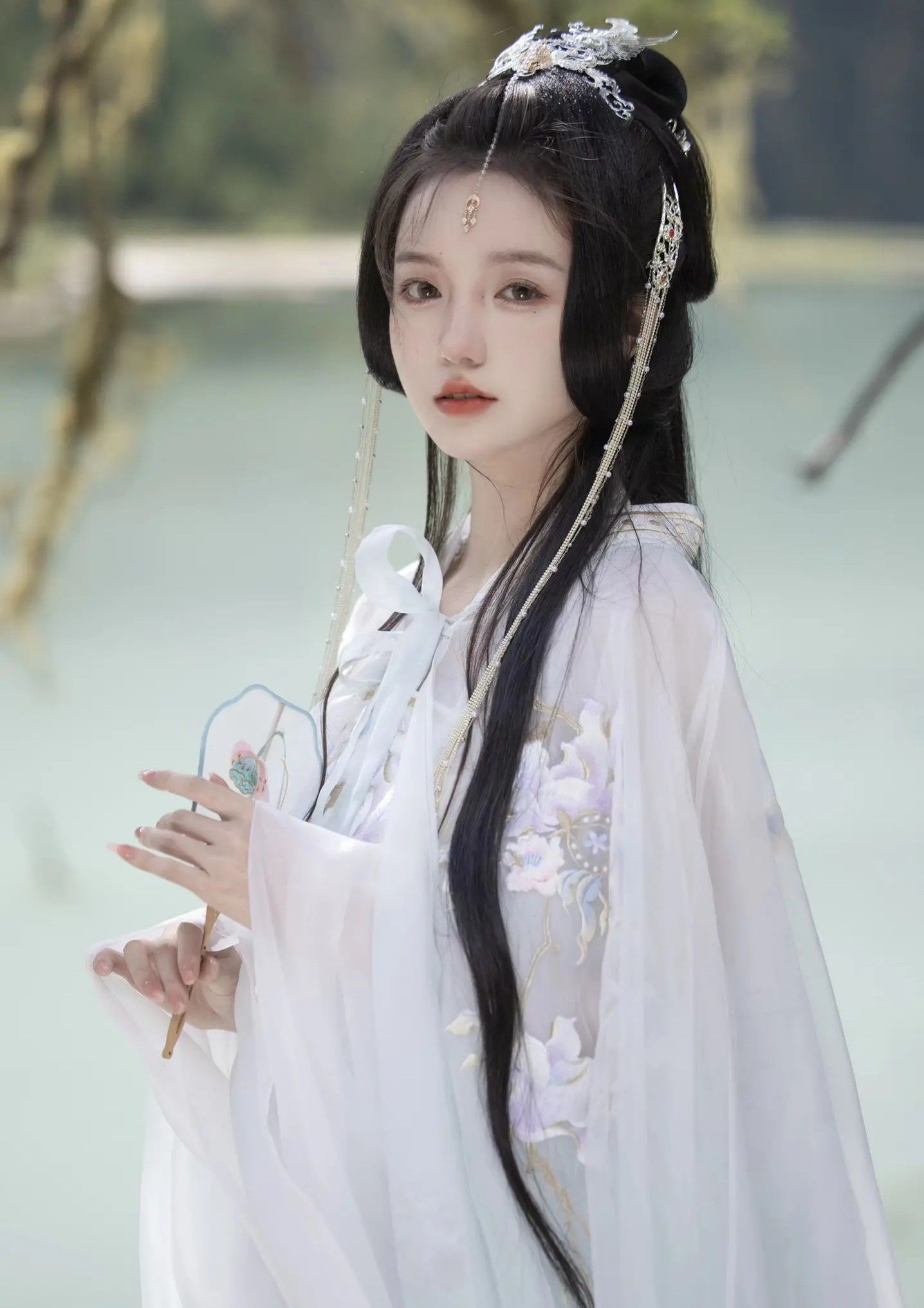 Classic Spring and Autumn Long-Sleeve Cheongsam:A Blend of Tradition and Modernity Classic Spring and Autumn Long-Sleeve Cheongsam:A Blend of Tradition and Modernity