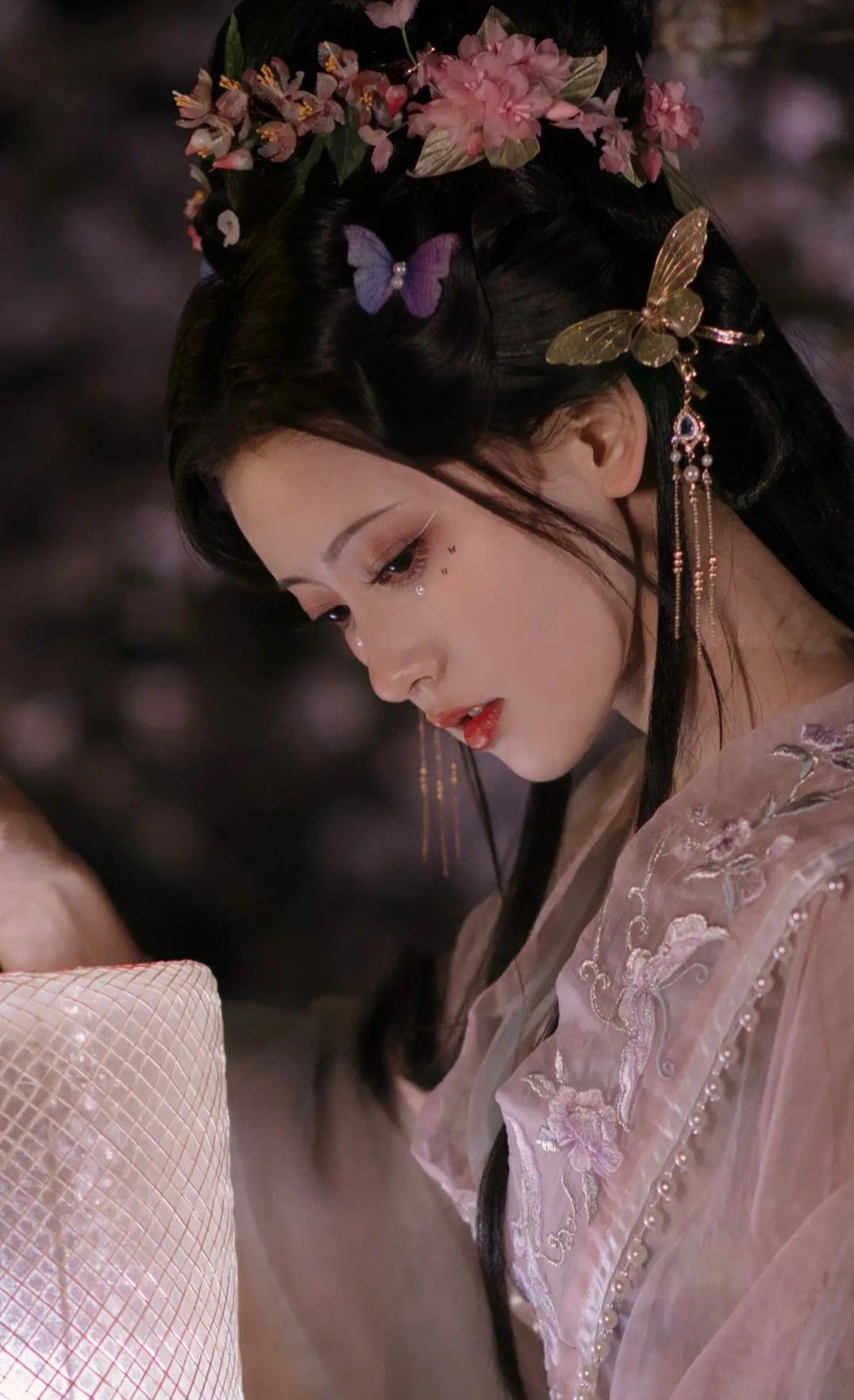 Chinese Tang Suit Women:Embracing Traditional Elegance Chinese Tang Suit Women:Embracing Traditional Elegance