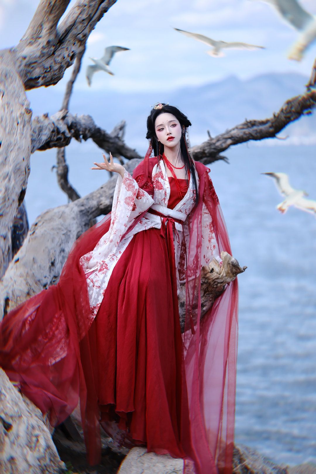 Authentic Set of Chest-Length Robe with Skirt The Charm of Traditional Hanfu Fashion Authentic Set of Chest-Length Robe with Skirt The Charm of Traditional Hanfu Fashion