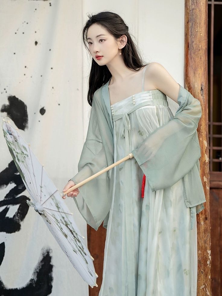 Bridesmaid Qipao in Autumn Winter:Fashion Trends and Style Guide
