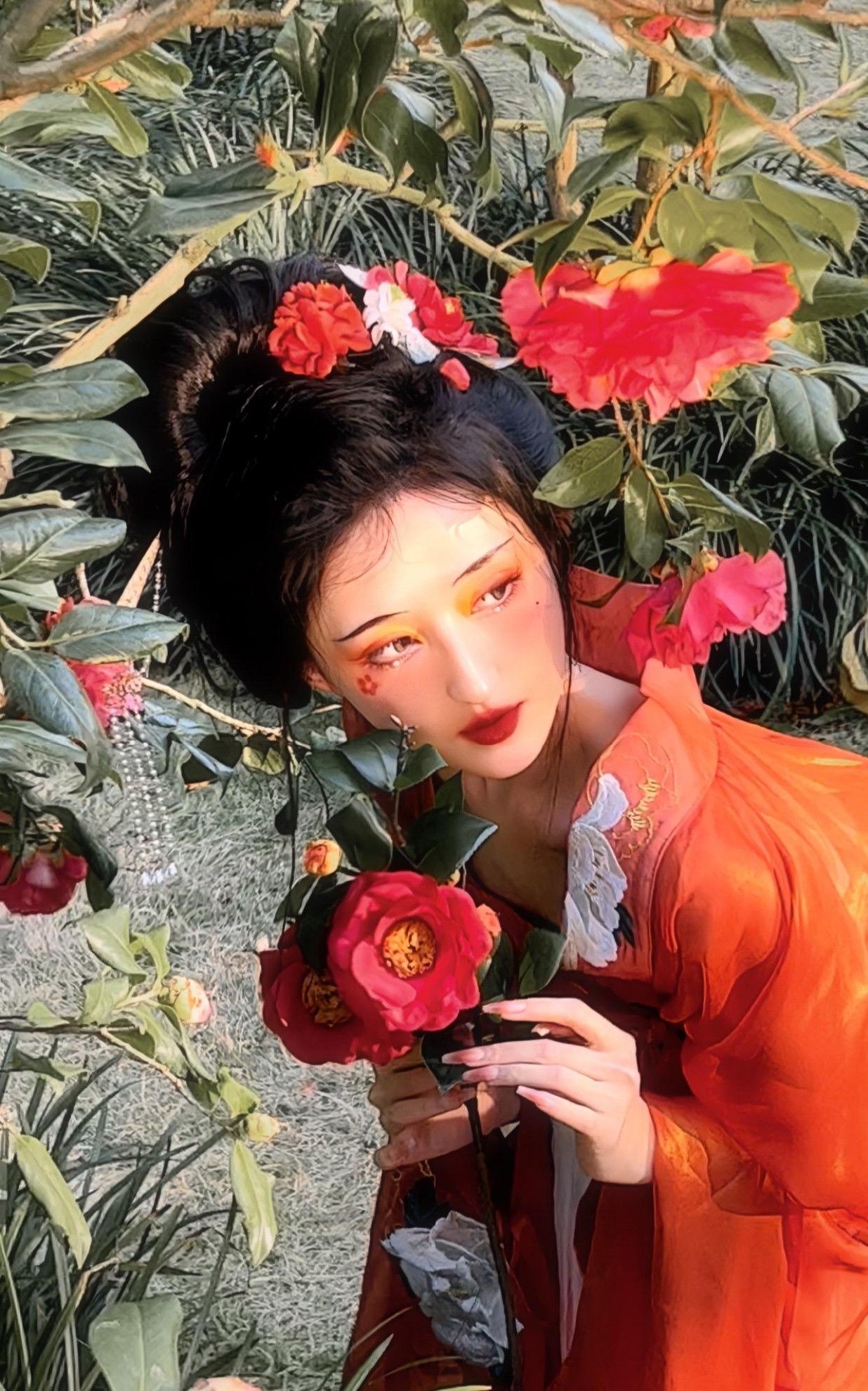 The Allure of Siftins Style:The Long Cheongsam Qipao The Allure of Siftins Style:The Long Cheongsam Qipao
