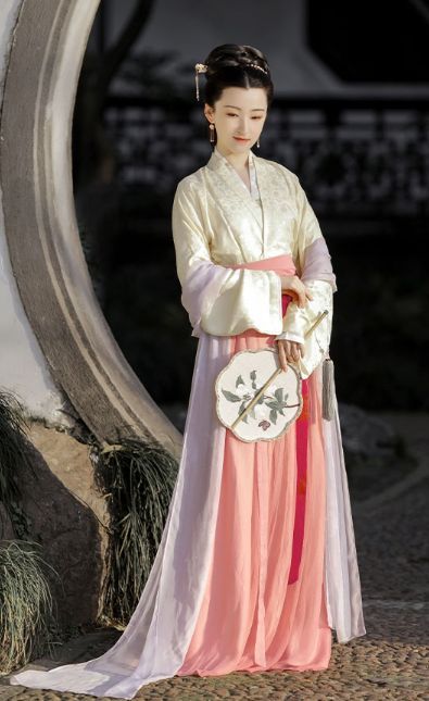 Qipao Family Fashion:The Allure of Traditional Chinese Attire for Moms and Kids Qipao Family Fashion:The Allure of Traditional Chinese Attire for Moms and Kids