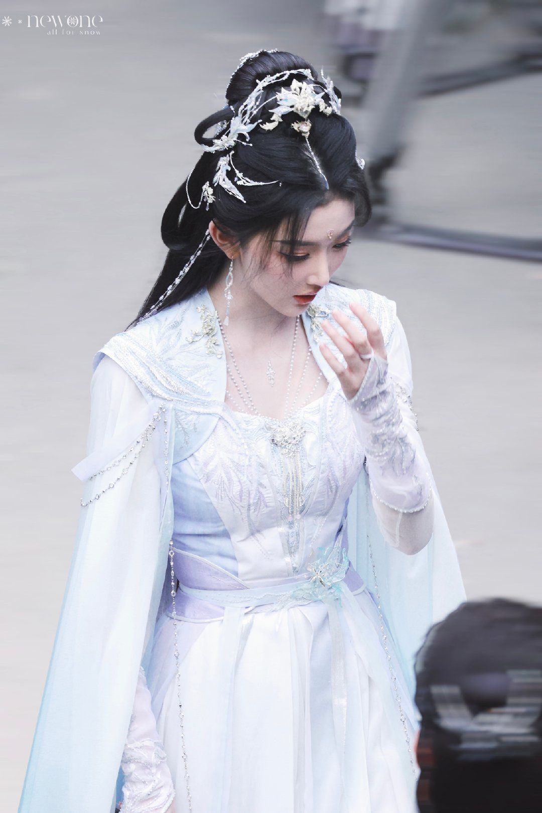 Traditional Chinese荷包汉服 with Waist-Mounted Pendants:A Cultural Exploration Traditional Chinese荷包汉服 with Waist-Mounted Pendants:A Cultural Exploration
