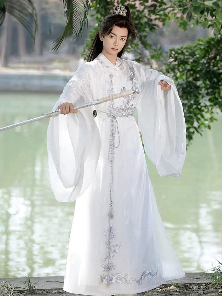 The Adulthood Ceremony Gown:The Charm of Horseface Skirt
