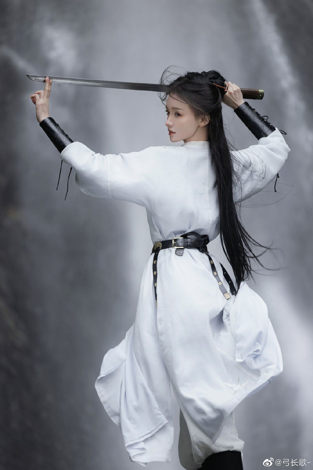 The Revival of Heavy Work Horseface Skirt:A Blend of Traditional Elegance and Modern Fashion The Revival of Heavy Work Horseface Skirt:A Blend of Traditional Elegance and Modern Fashion