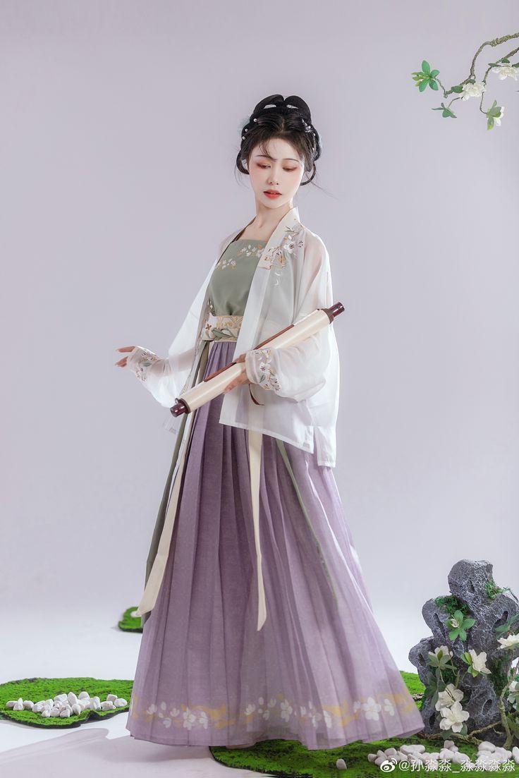 Chinese-Style Cheongsam:Summer Revamp Edition