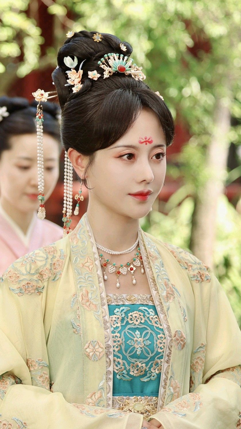 New Arrivals of Traditional Chinese童装汉服 for 5-Year-Old Girls