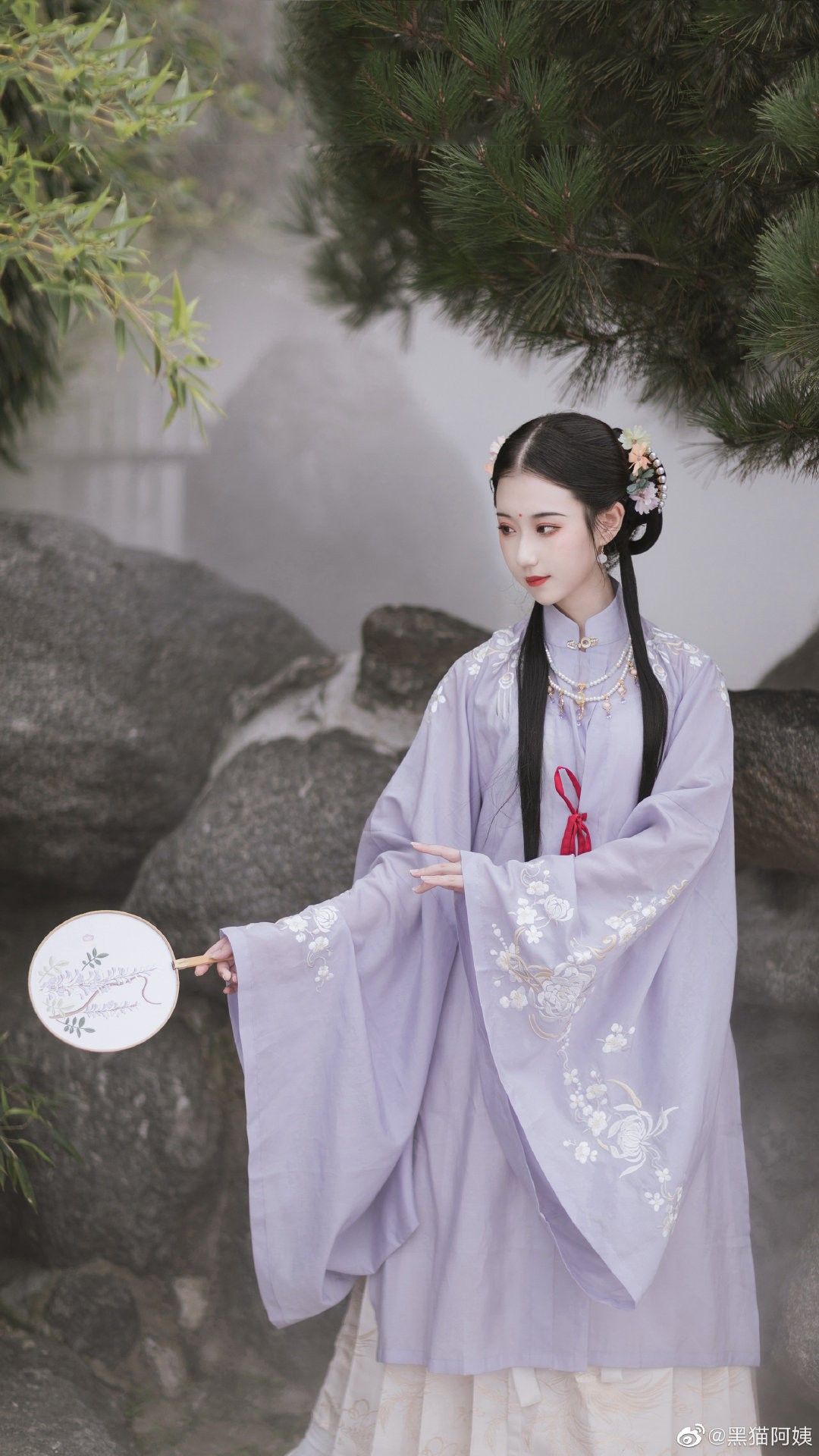The Evolution of Traditional Chinese Martial Arts Clothing:The Rise of Hanfu练功服 The Evolution of Traditional Chinese Martial Arts Clothing:The Rise of Hanfu练功服