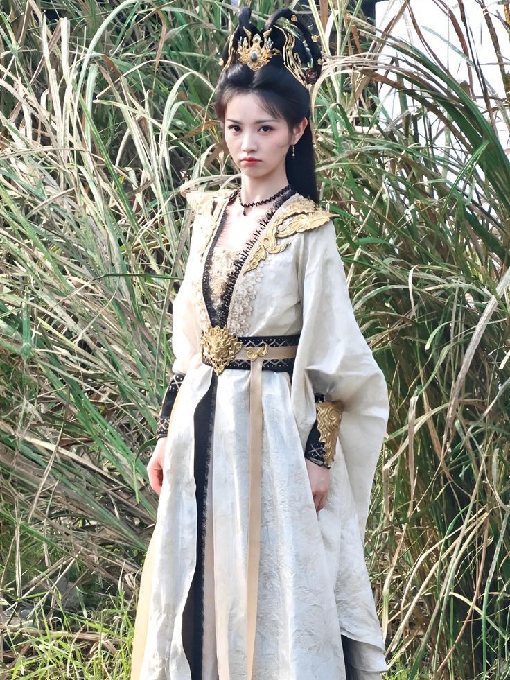 The Enchanting Charm of Childrens Horseface Skirt:A Closer Look at the Traditional Beauty