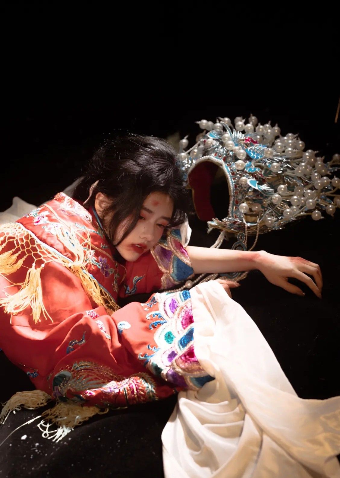 The Elegance of Chinese-Style Cheongsam Girls
