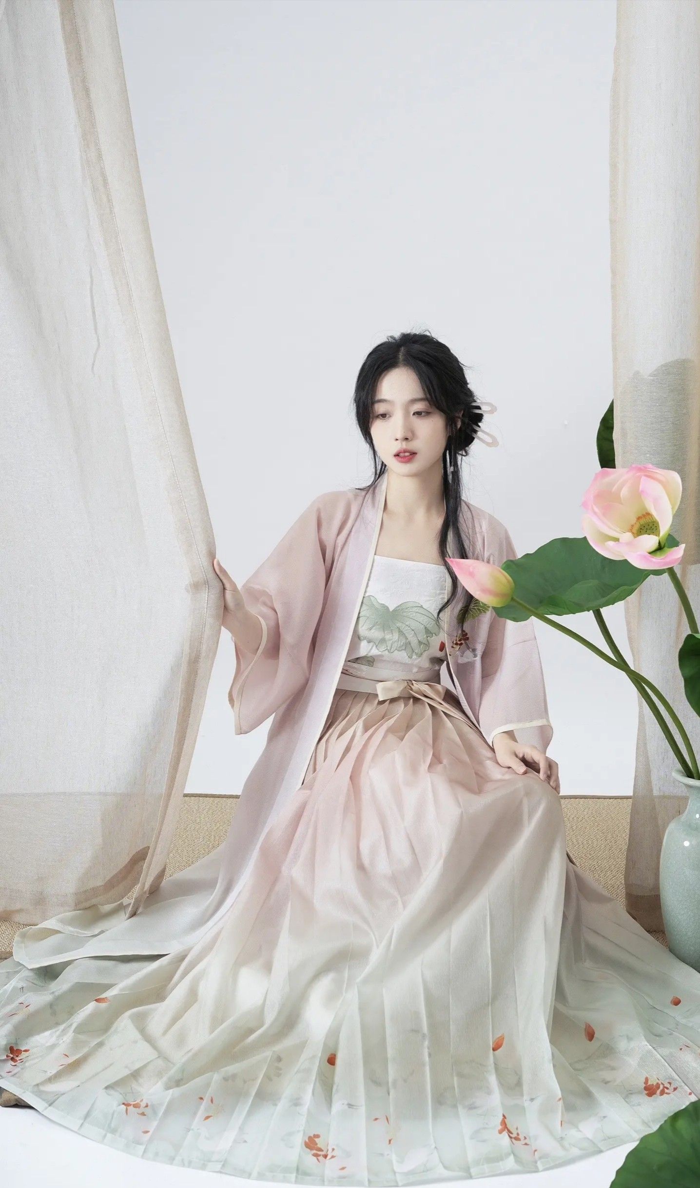 Winter Hanfu Girls Pants:A Guide to Stylish and Warm汉服女童冬季裤装时尚指南