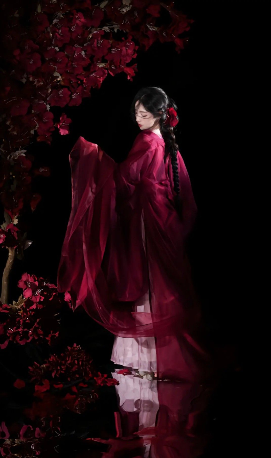 The Elegance of a 50-Year-Old Cheongsam The Elegance of a 50-Year-Old Cheongsam