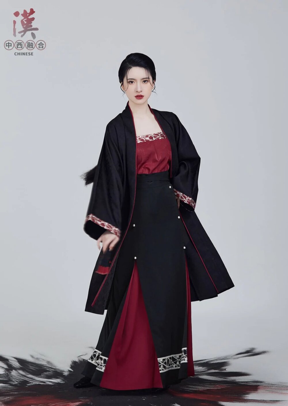 Reinventing the Cheongsam for Summer:The Modernized Version for Modern Women