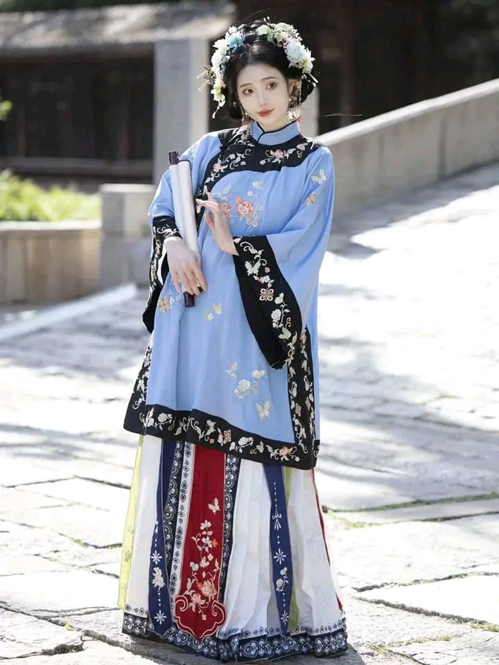 The Flower Goddess Bunny in Traditional Hanfu Costume The Flower Goddess Bunny in Traditional Hanfu Costume