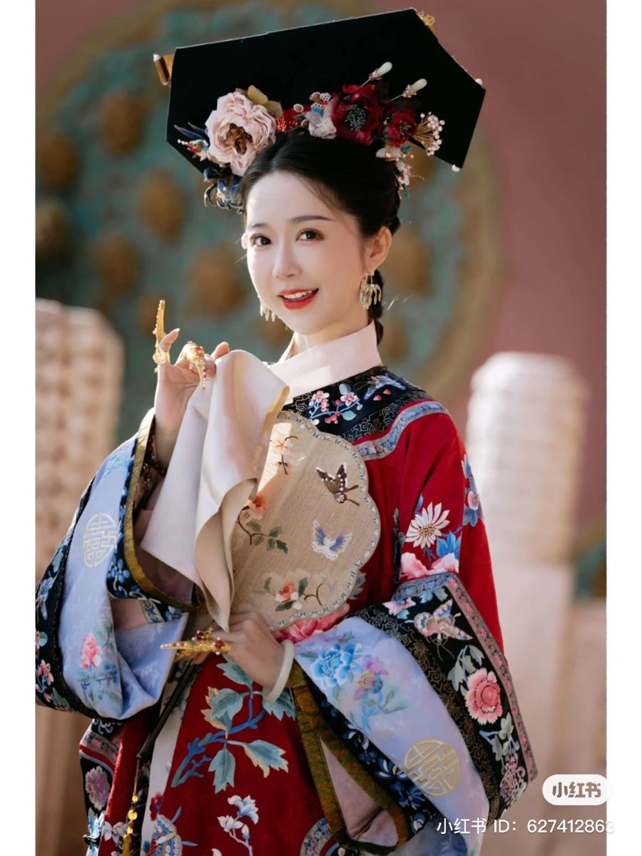 Modern Hanfu Fashion for Children:The Revival of Traditional Elegance