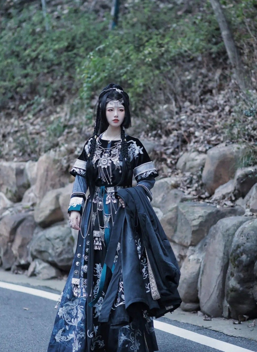 One-Year-Old Girl in Traditional Chinese Hanfu:A Cultural Journey One-Year-Old Girl in Traditional Chinese Hanfu:A Cultural Journey