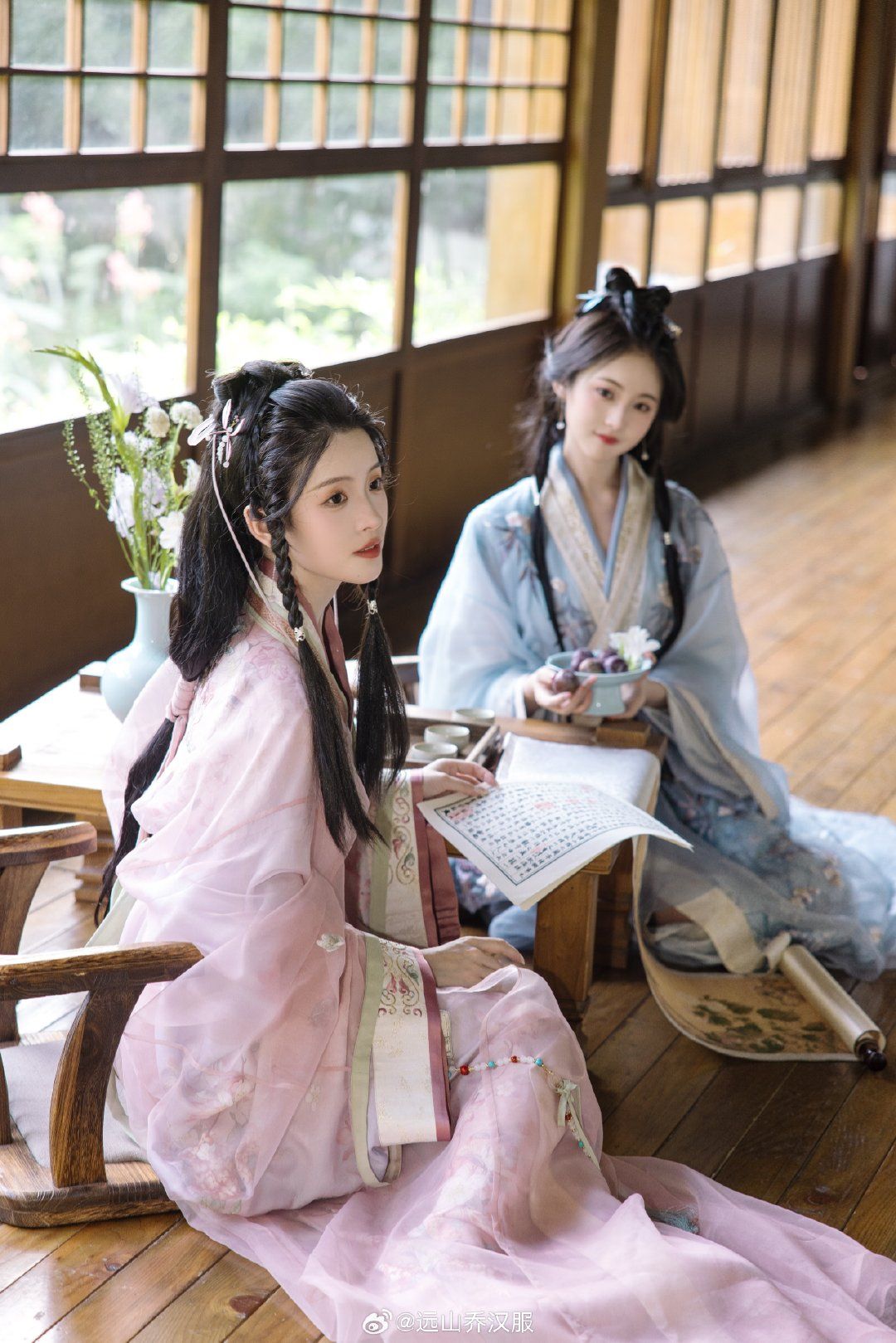 Embracing the Traditional:蚀骨旗袍 for Plus-Size Women