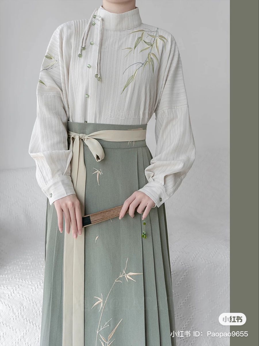 Chinese-Style Hanfu Shoes:Embracing Traditional Elegance Chinese-Style Hanfu Shoes:Embracing Traditional Elegance