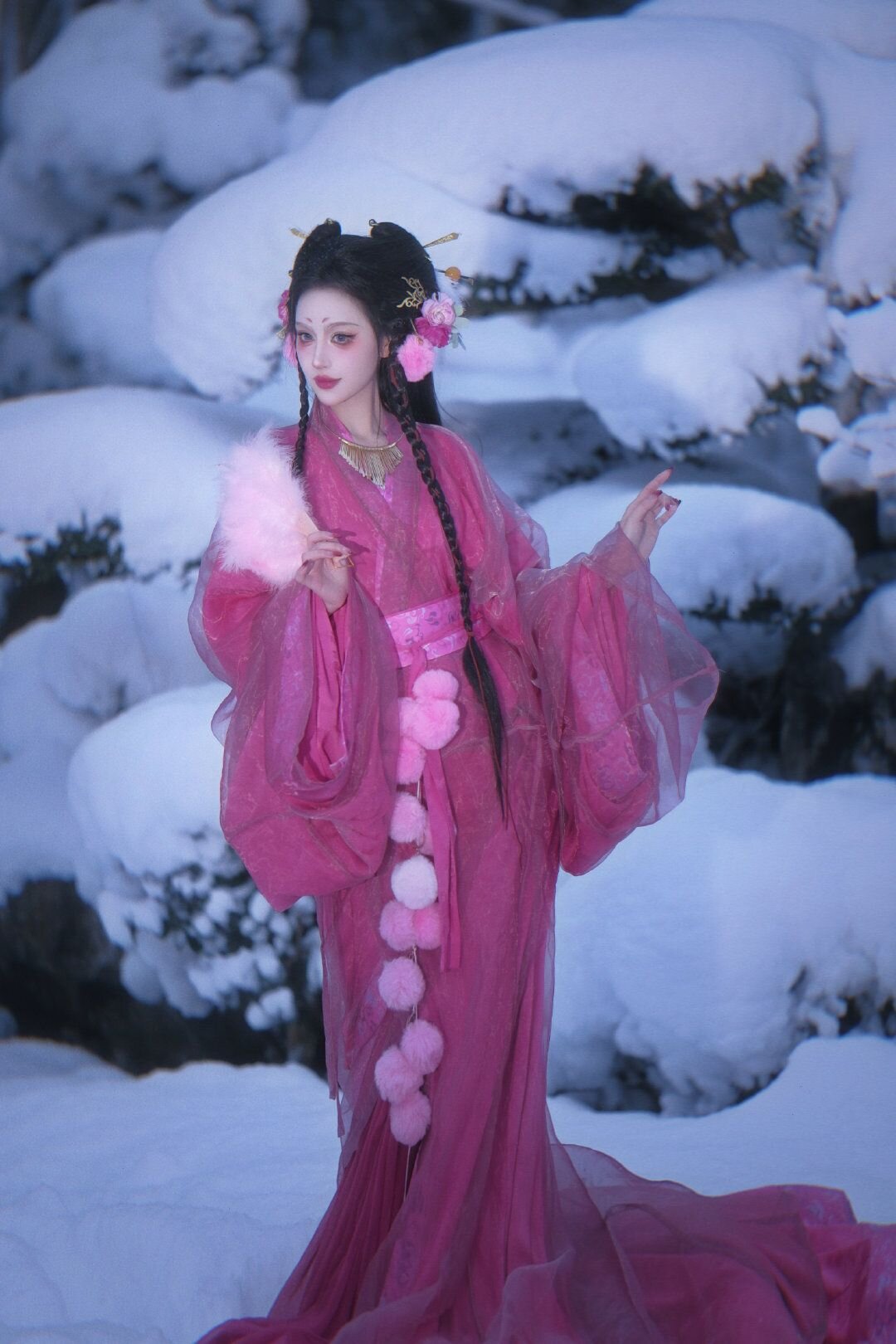 Embracing Modernity in Red:The Evolution of the Qipao Dress Embracing Modernity in Red:The Evolution of the Qipao Dress