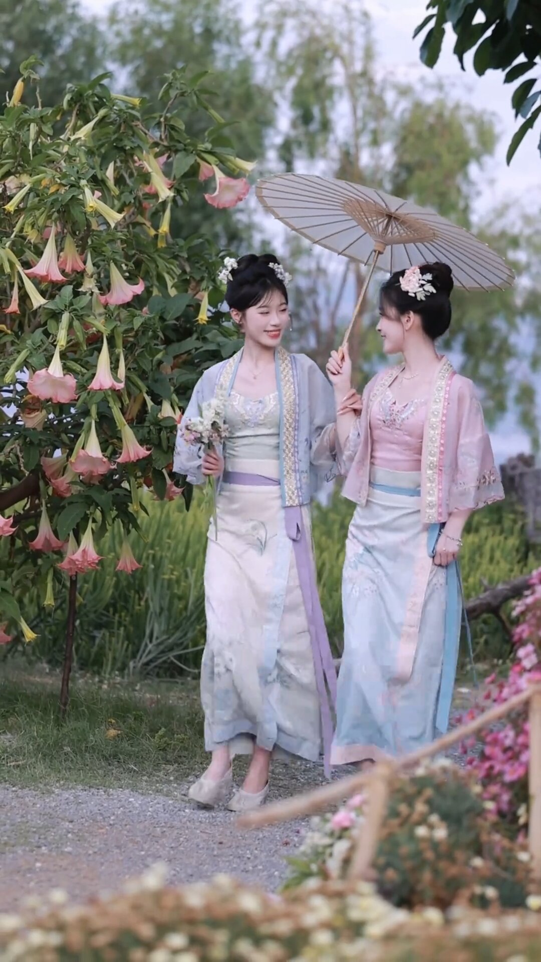 Ethereal Princess Dress:The Enchanting Tale of a Hanfu Girls Lotus-Patterned Gown