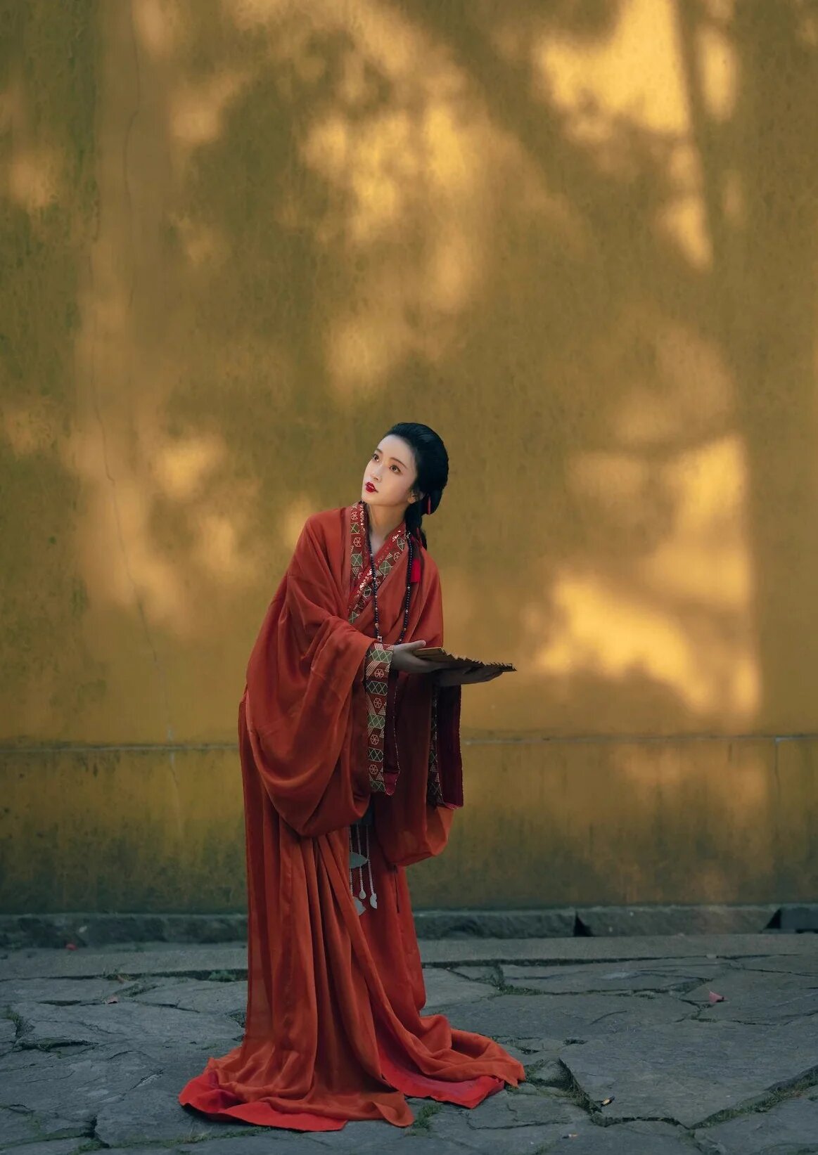 Winter Fashion for Plus-Size Women in Hanfu Chinese Traditional Clothing) Winter Fashion for Plus-Size Women in Hanfu Chinese Traditional Clothing)