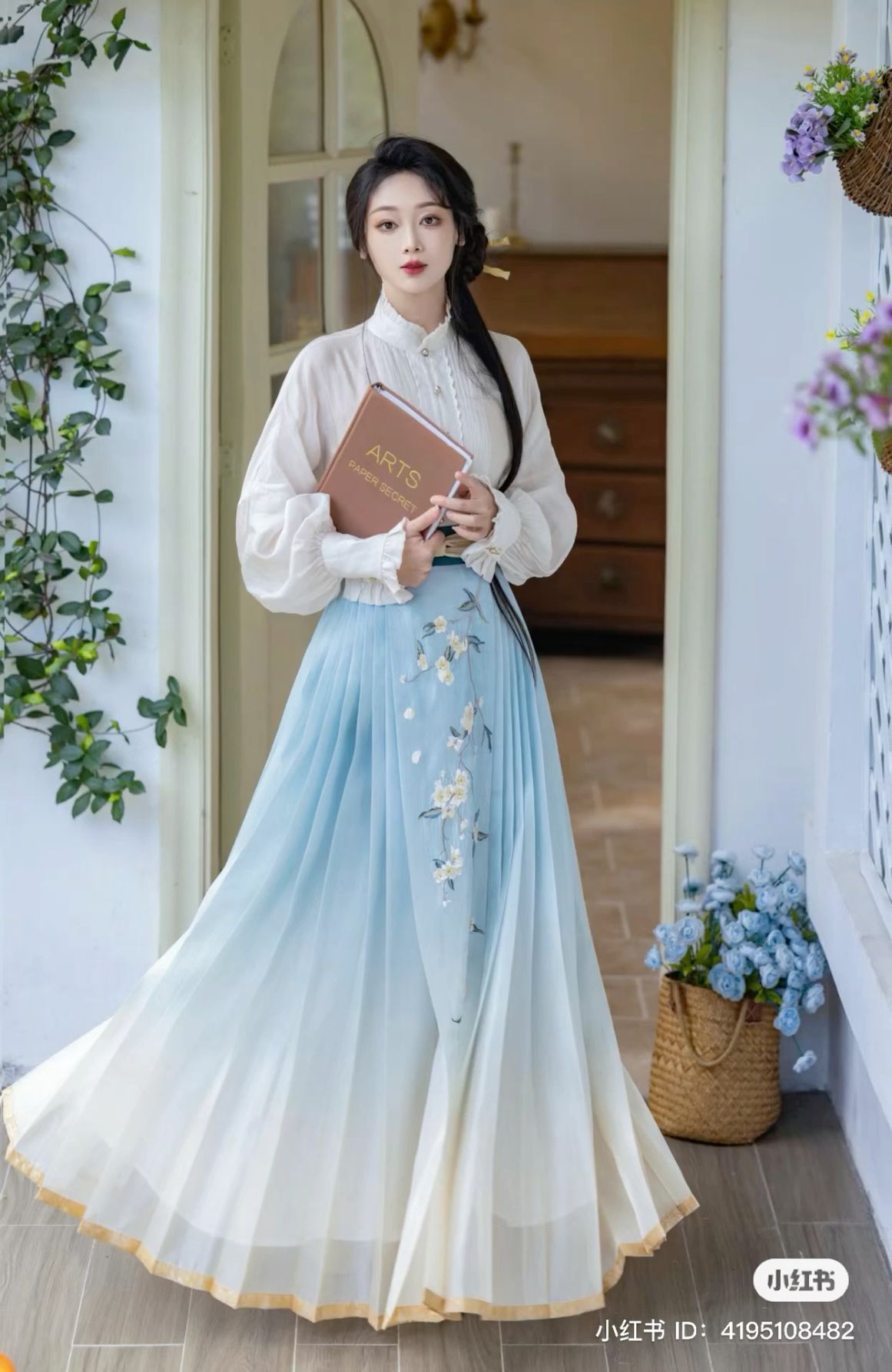 Chinese-Style Girls Short-Sleeve Hanfu:A Blend of Tradition and Modernity Chinese-Style Girls Short-Sleeve Hanfu:A Blend of Tradition and Modernity