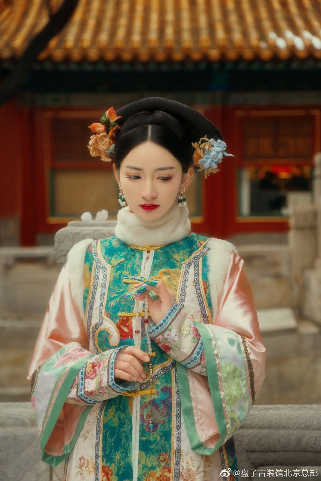 Vintage Siren in Cheongsam Style:The Revival of Traditional Chinese Elegance Vintage Siren in Cheongsam Style:The Revival of Traditional Chinese Elegance