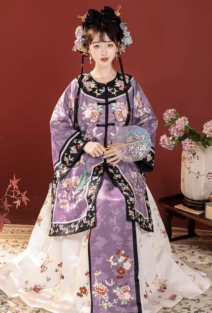 Elegant Hanfu Costumes for Girls:Spring and Autumn Celebration for Chinese New Year Elegant Hanfu Costumes for Girls:Spring and Autumn Celebration for Chinese New Year
