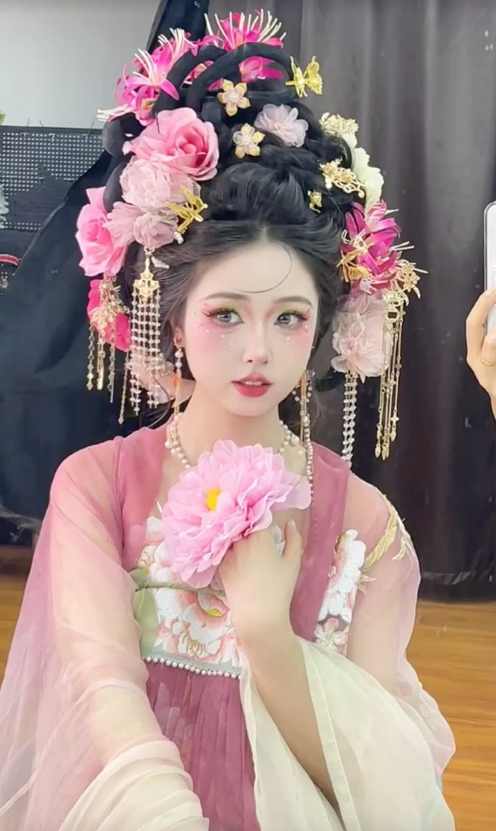 Original Hanfu Summer Lightweight Clothing:A Blend of Tradition and Comfort Original Hanfu Summer Lightweight Clothing:A Blend of Tradition and Comfort