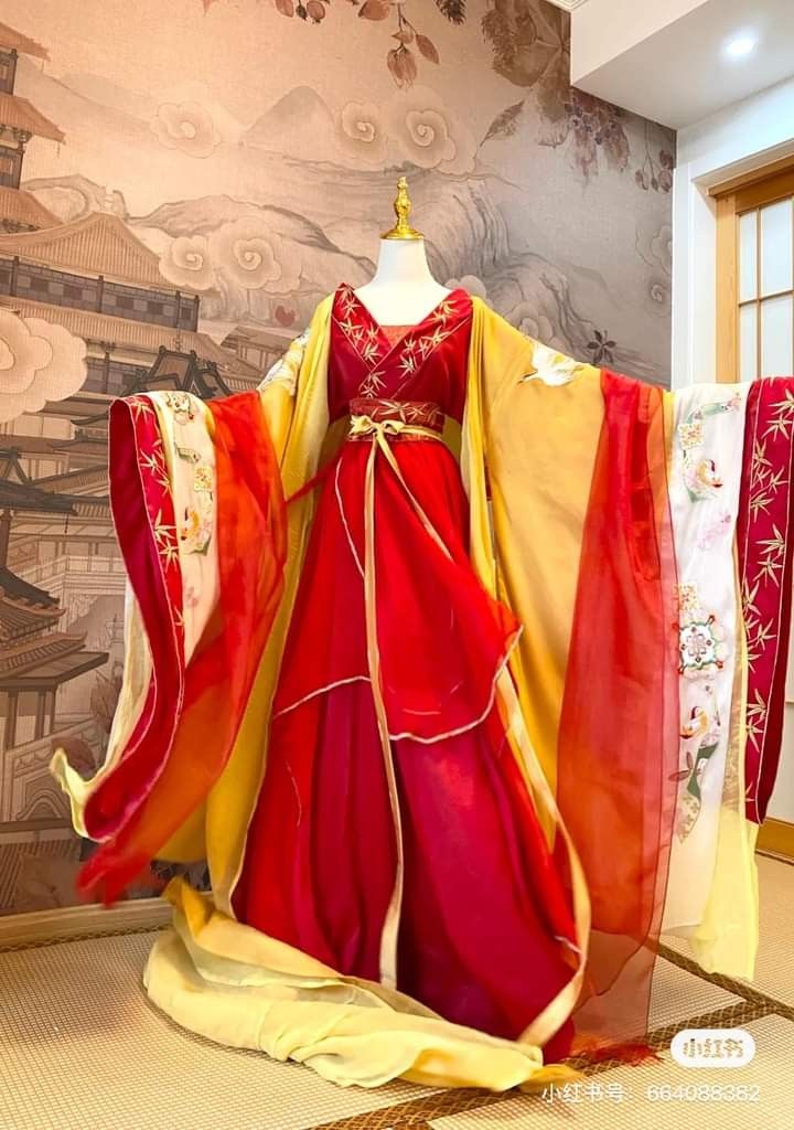 Elderly Couples Embracing Traditional Tangzhuang Fashion Elderly Couples Embracing Traditional Tangzhuang Fashion