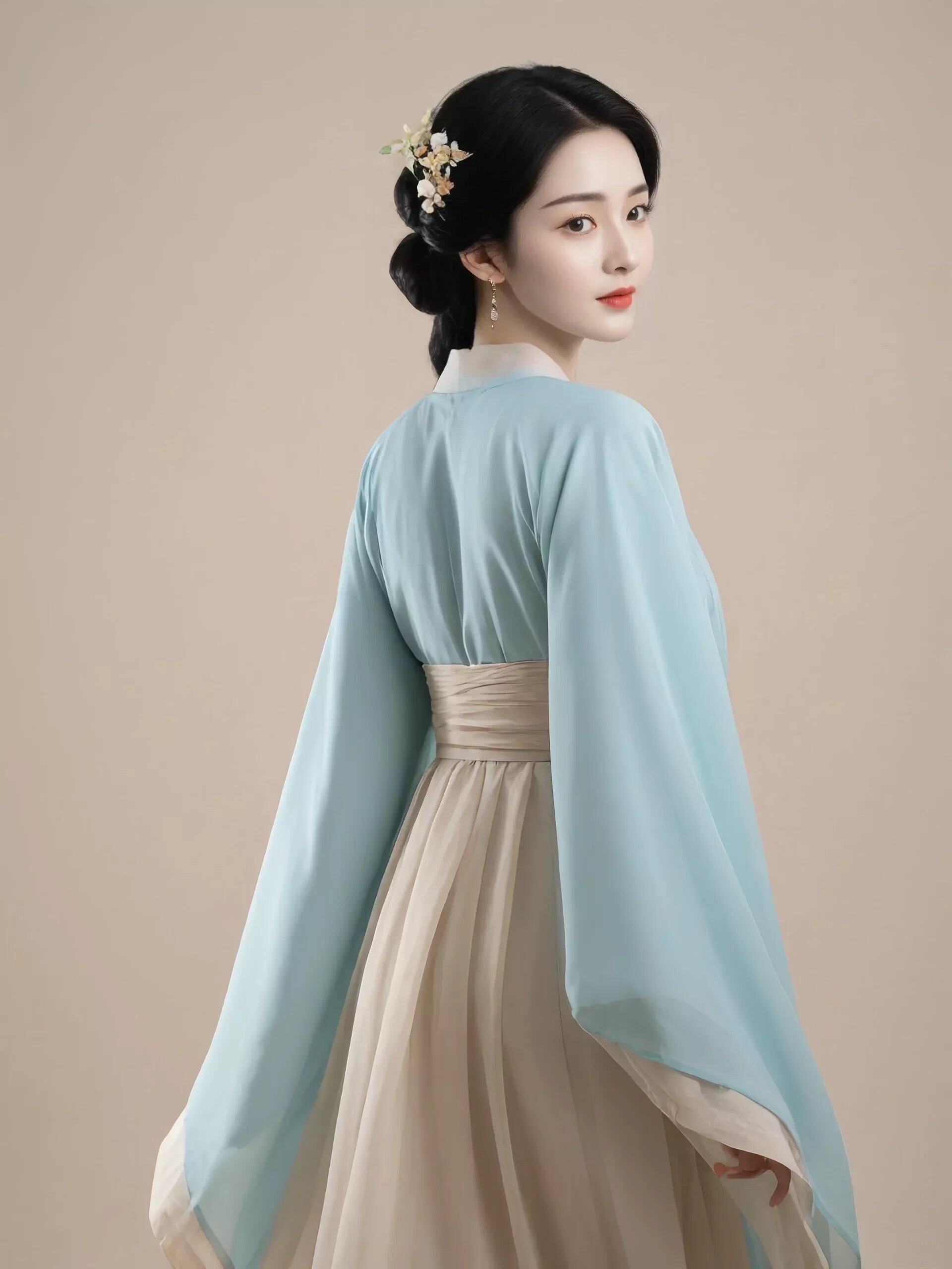 The Elegance of Horseface Skirt:A Study on the Pendants and Headwear The Elegance of Horseface Skirt:A Study on the Pendants and Headwear