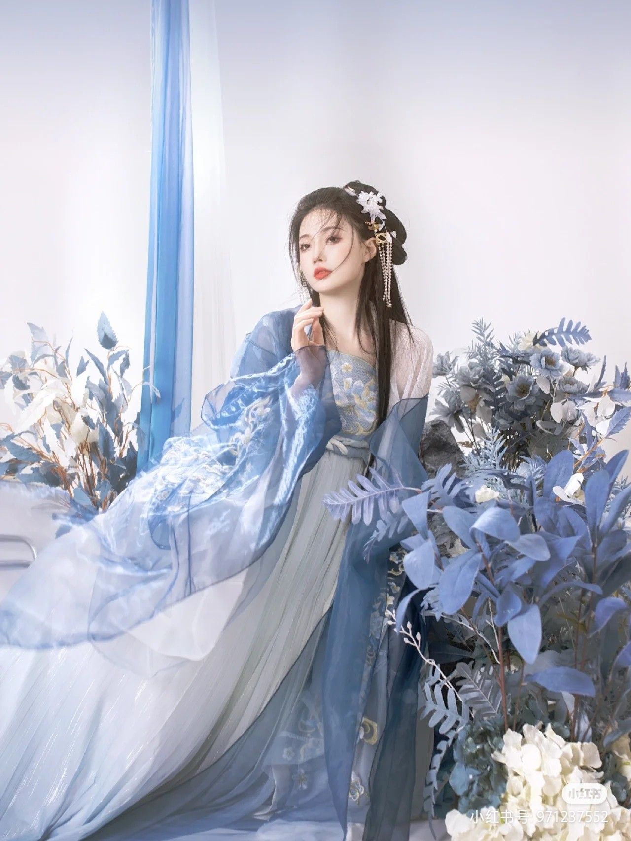 Summer Hanfu Two-Piece Set for Women:A Glimpse into Traditional Elegance