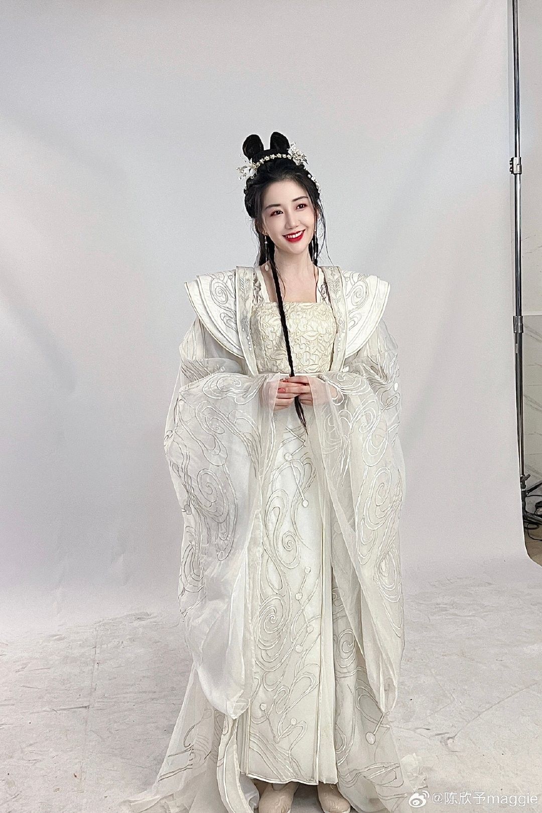 Embracing the Chic Qipao:A Modern Interpretation of Traditional Elegance Embracing the Chic Qipao:A Modern Interpretation of Traditional Elegance