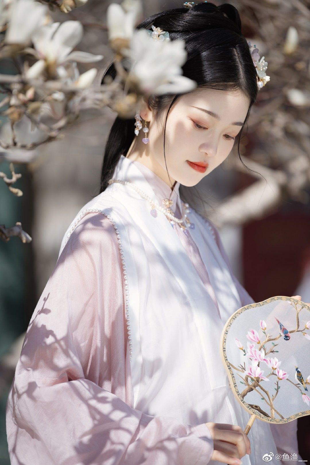 The Charms of Traditional Chinese Cheongsam Buttons The Charms of Traditional Chinese Cheongsam Buttons