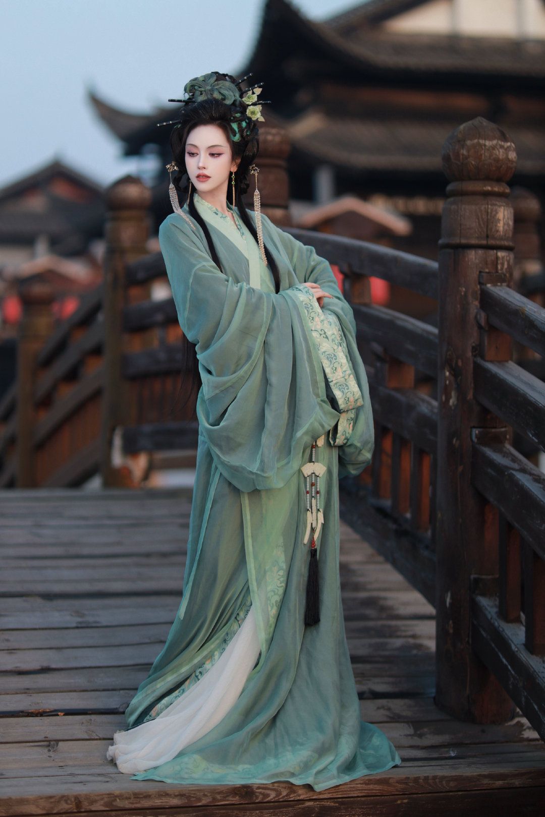 The Enchantment of Evening Mountains Purple Cheongsam