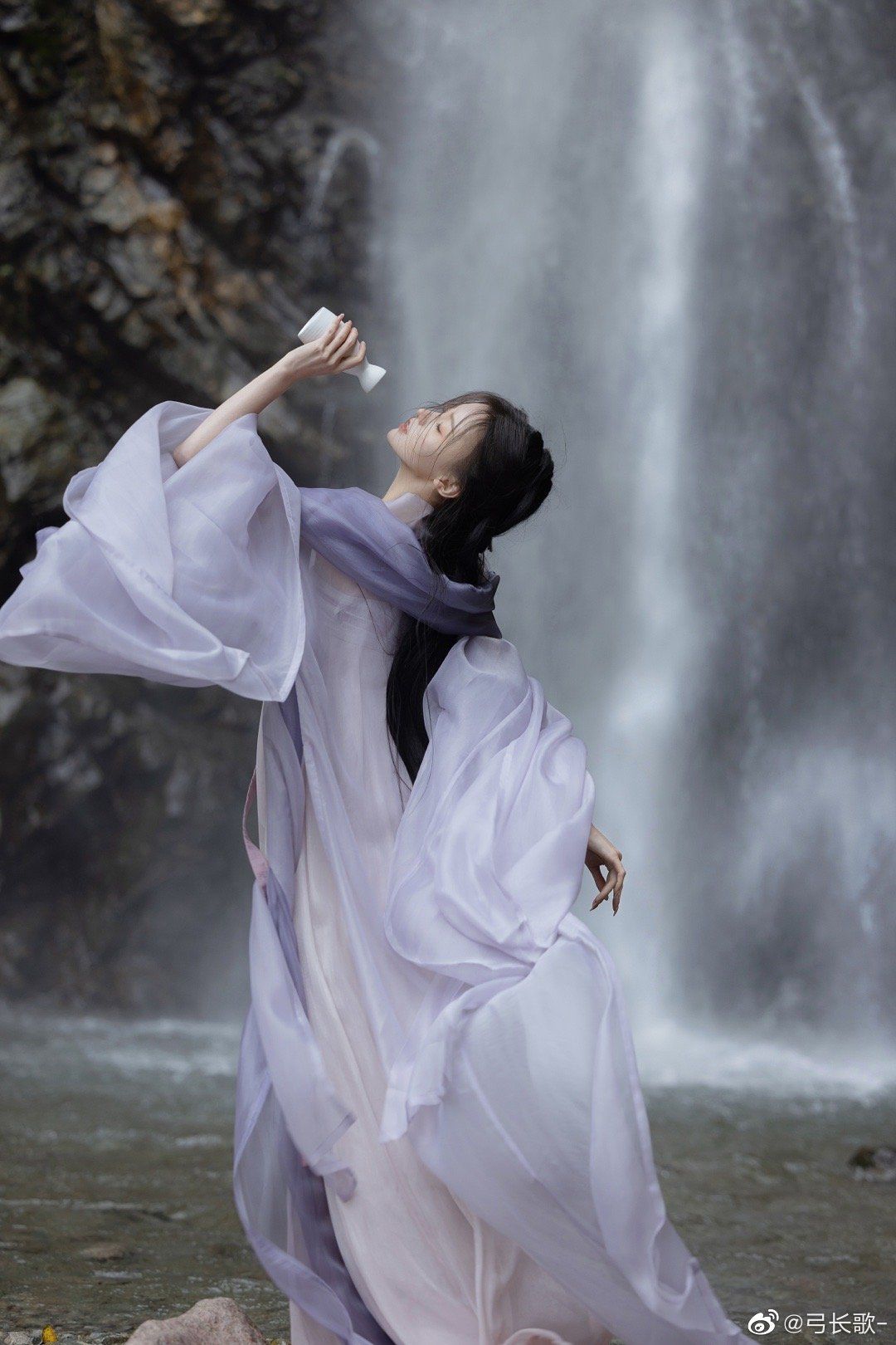 The Splendor of Ming-Style Hanfu:The Bijiackets Unique Charm