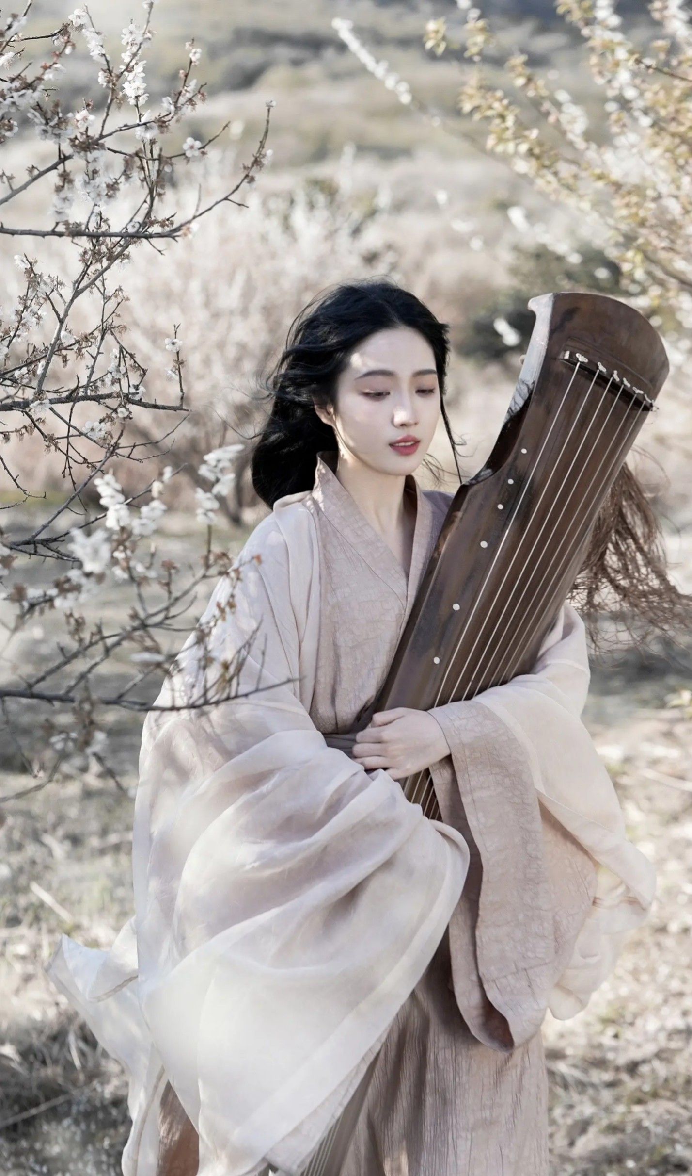 The Five Heroes in Ancient Hanfu Fashion:A Journey Through Time