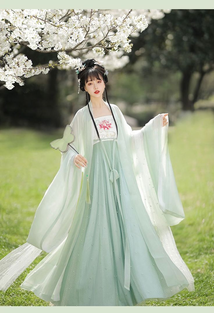 Elegant Revival:The Evolution of Qipao Dress for Modern Women Elegant Revival:The Evolution of Qipao Dress for Modern Women