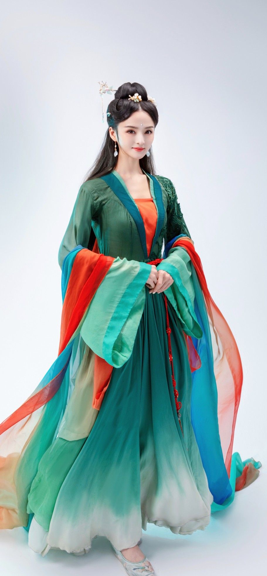 The World of 12-Year-Old Hanfu Traditional女装:A Journey into Ancient Chinese Beauty
