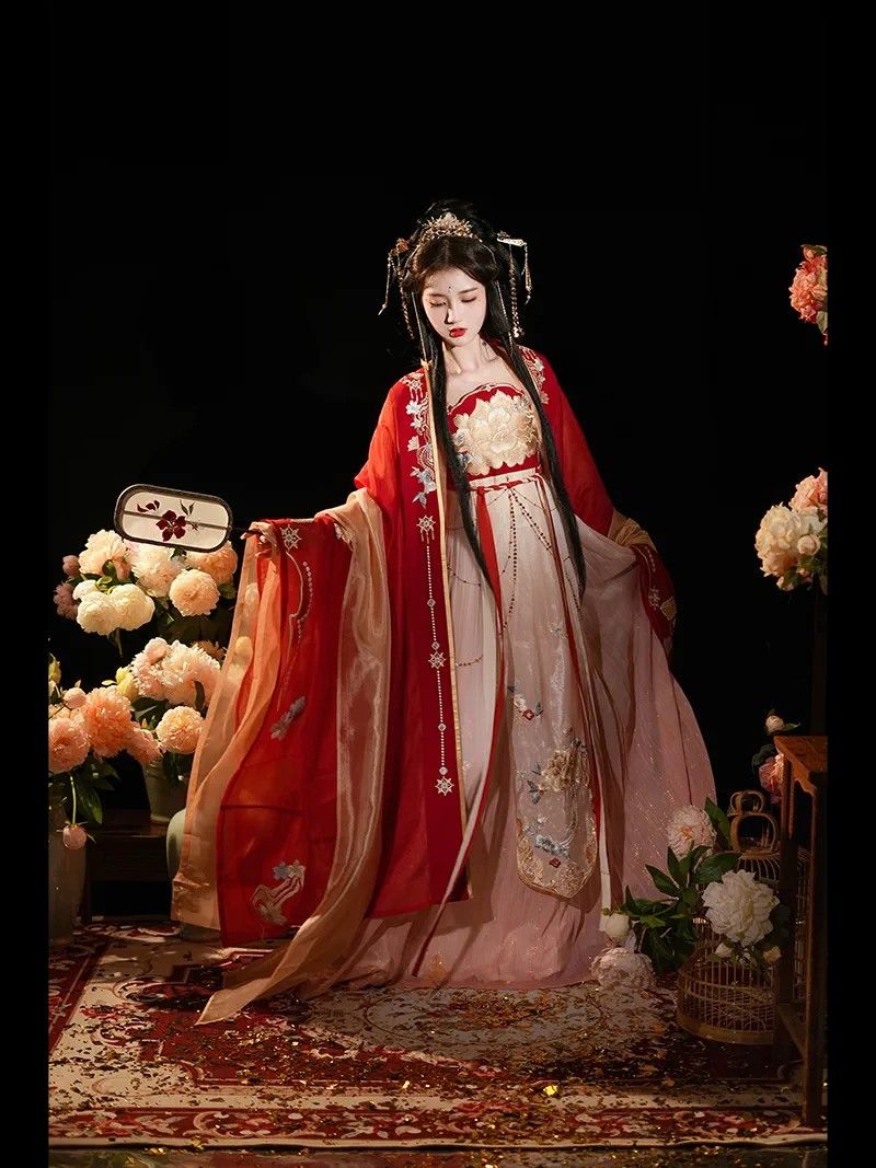 Elegance in Silk:The Allure of Qipao Cheongsam Skirts