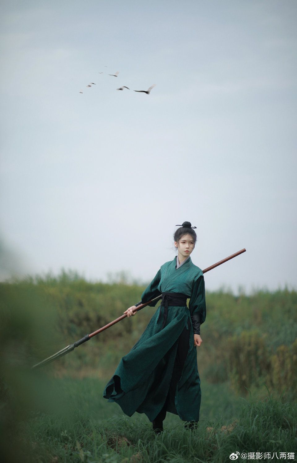 Traditional Chinese Tang-Style Blouse for Women in Summer